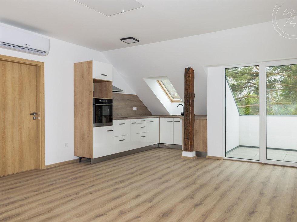 Prodej bytu 2+kk 93 m², Bravantice