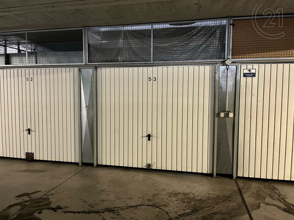 Pronájem garáže 16 m², Brno