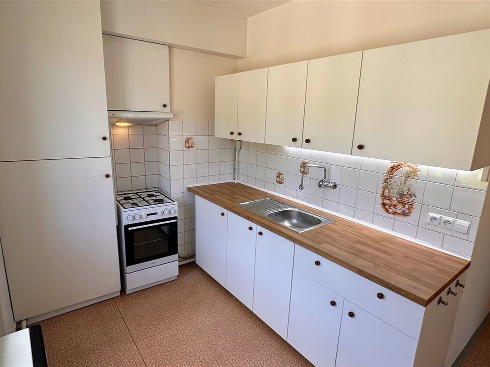Prodej bytu 3+1 70 m², Karolinka
