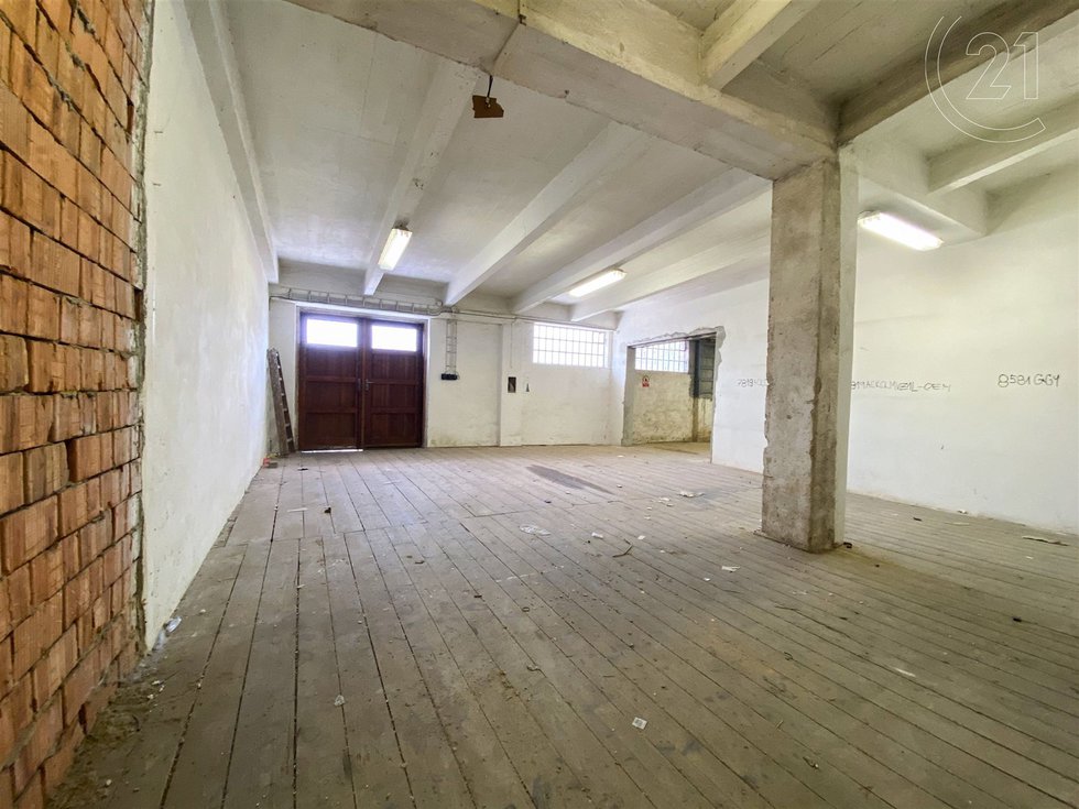 Pronájem skladu 400 m², Brno