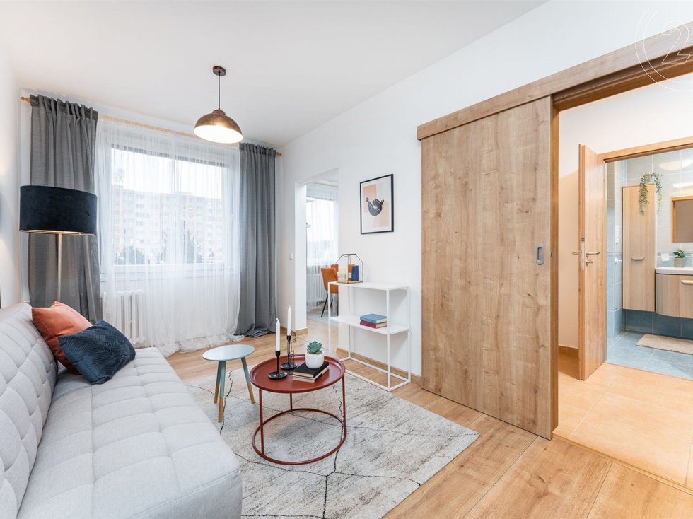 Pronájem bytu 4+1 96 m², Praha