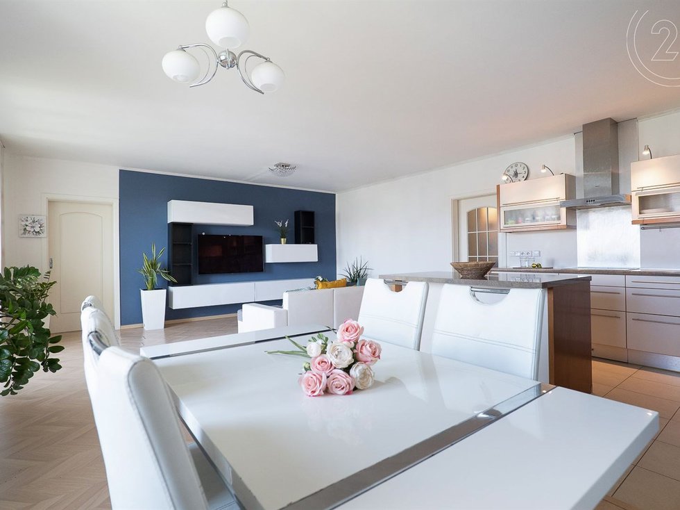 Prodej bytu 3+kk 98 m², Vestec