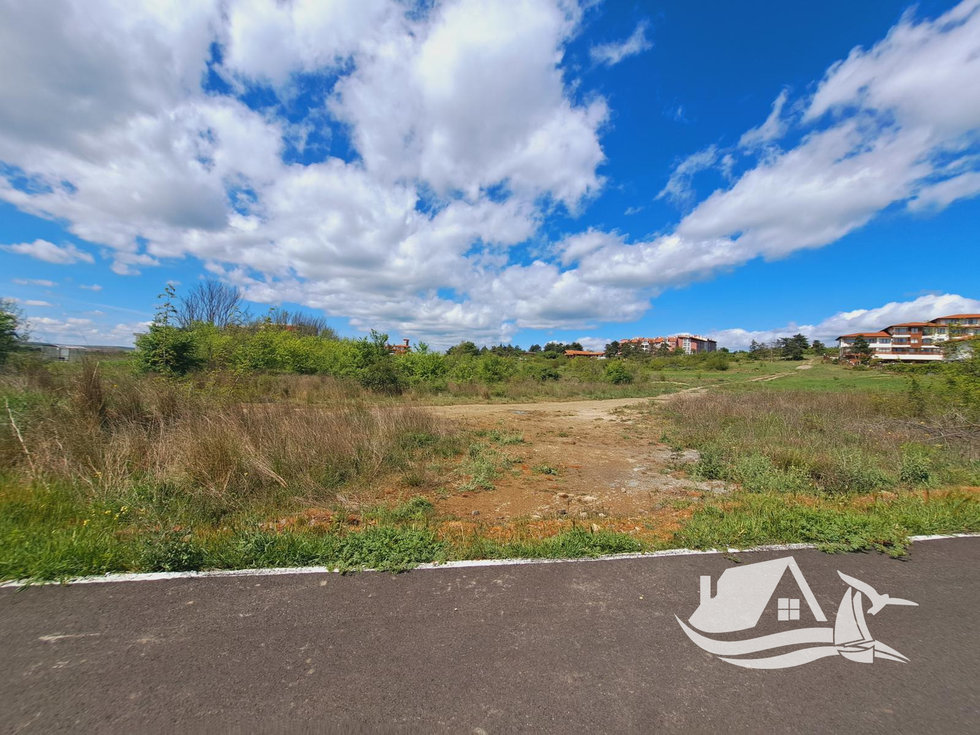Prodej stavební parcely 4000 m²