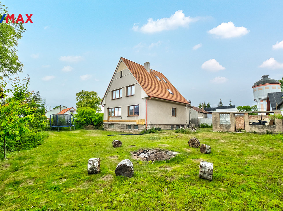 Prodej rodinného domu 215 m², Mečeříž