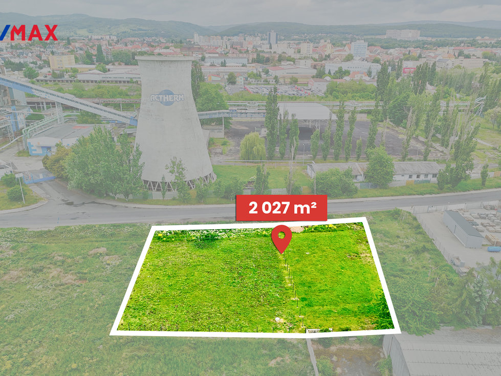 Pronájem komerčního pozemku 2027 m², Chomutov