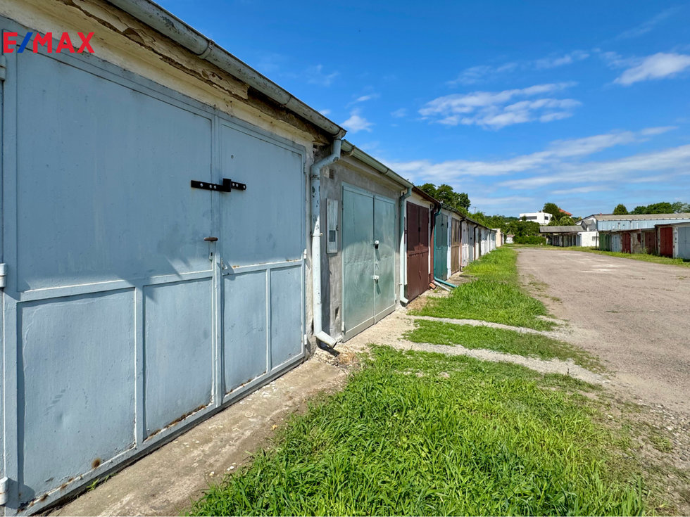 Prodej garáže 18 m², Chrudim
