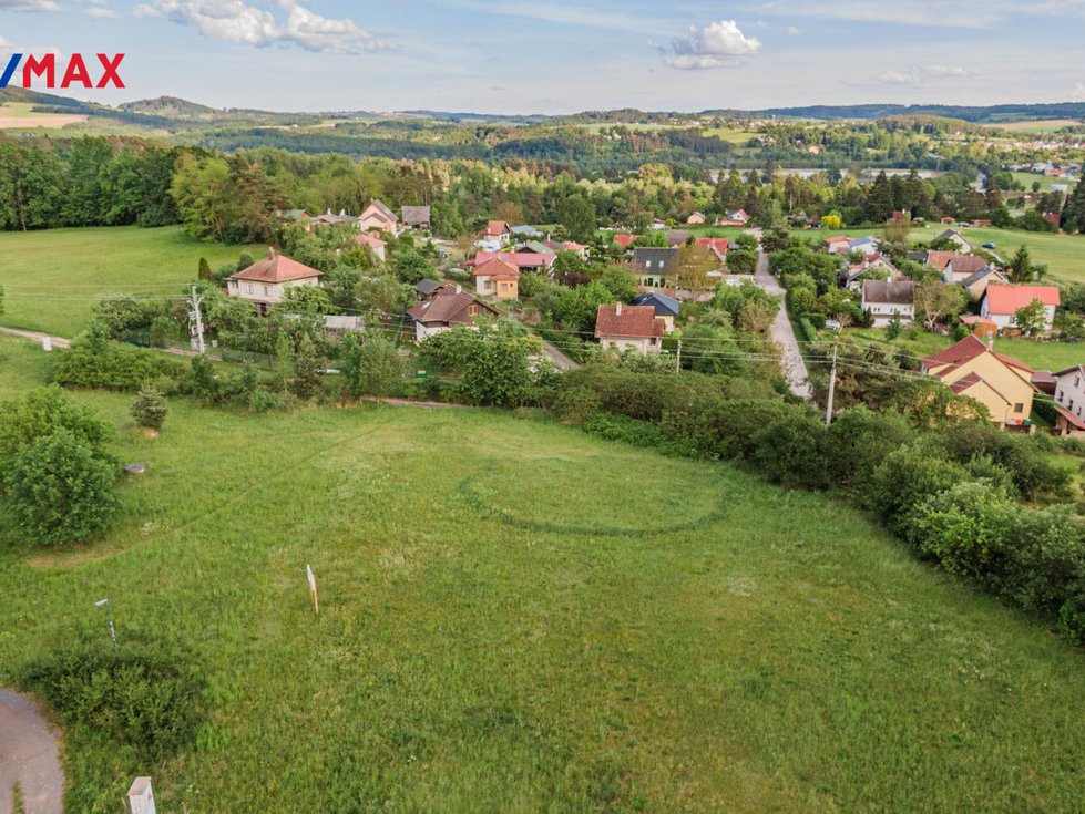 Prodej stavební parcely 1847 m², Pyšely