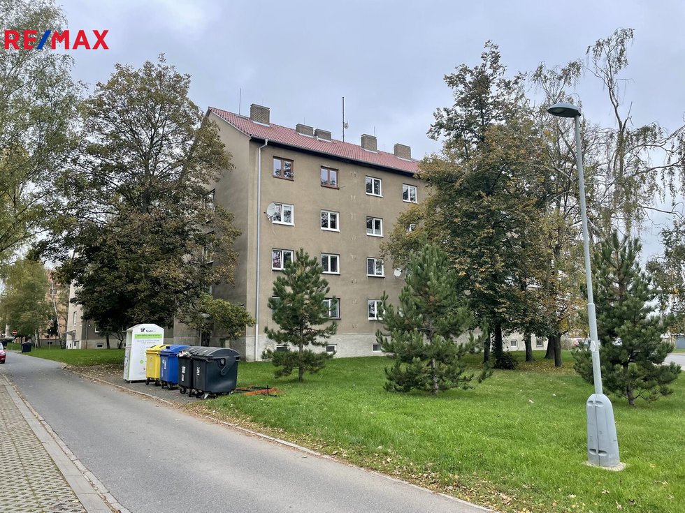 Pronájem bytu 1+1 32 m², Kladno