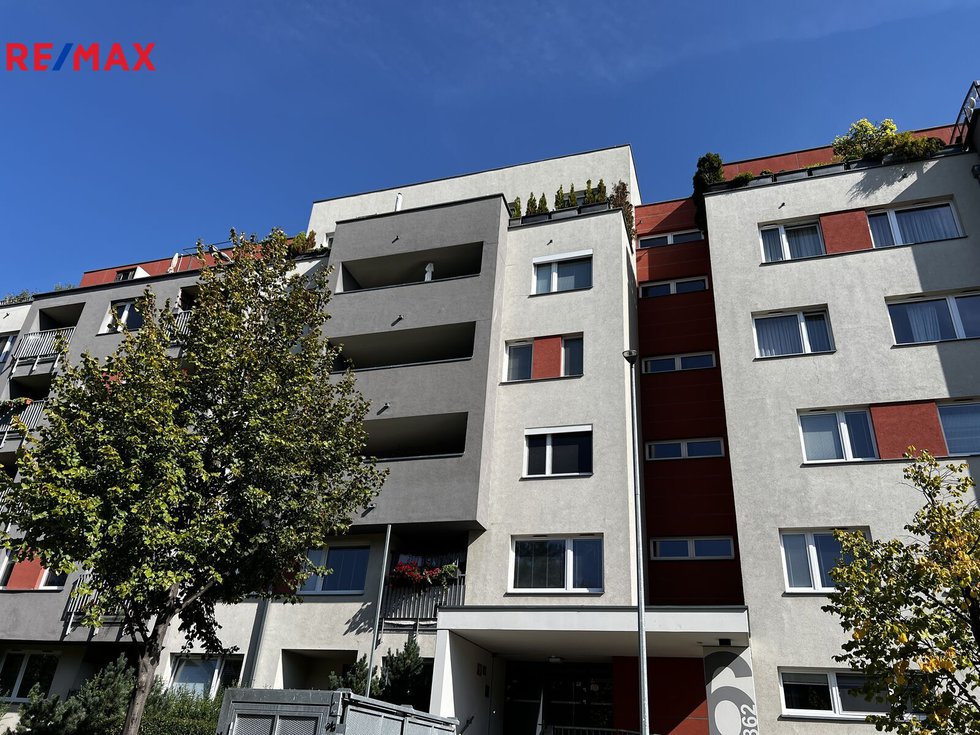 Pronájem bytu 2+kk 53 m², Praha