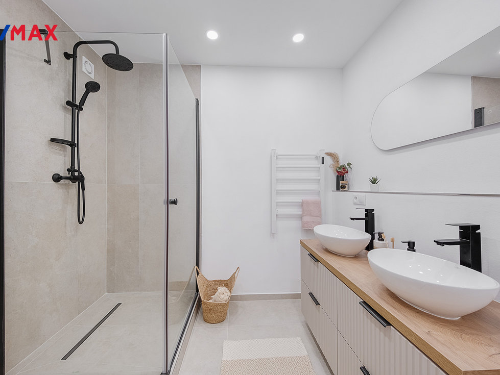 Prodej bytu 3+1 67 m², Písek