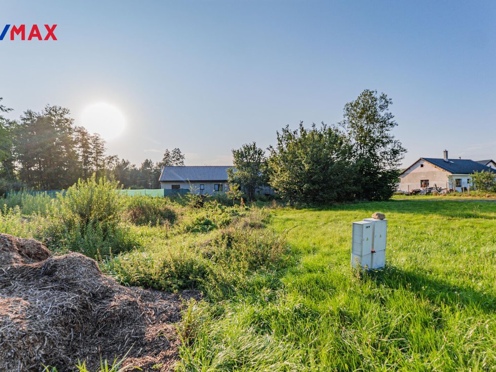 Prodej stavební parcely 1837 m², Dubnice