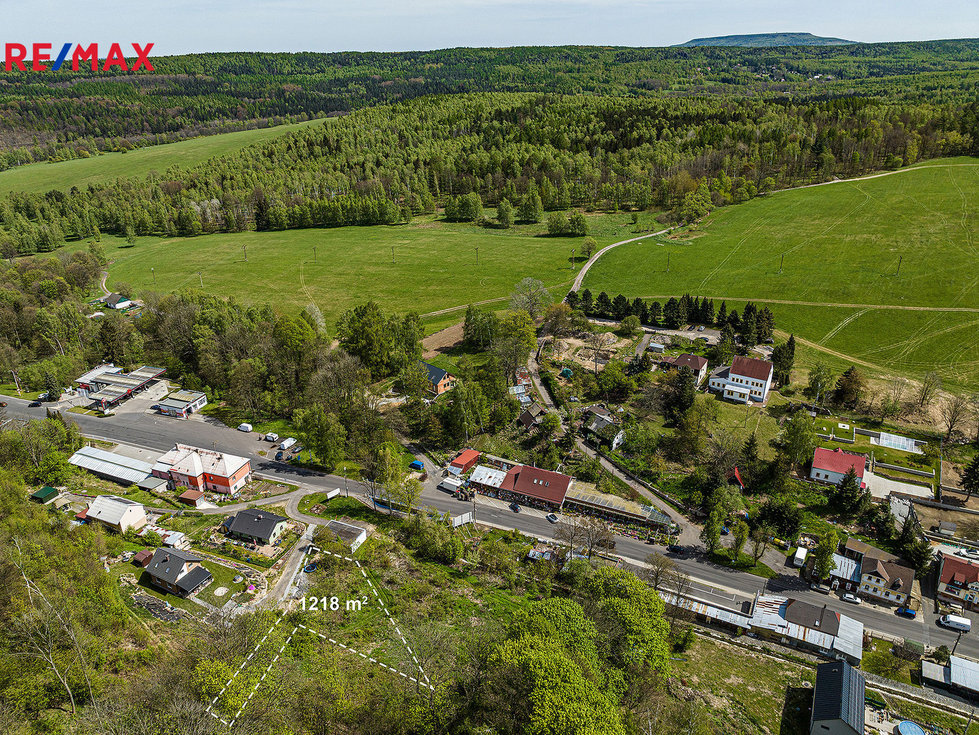 Prodej stavební parcely 1218 m², Petrovice