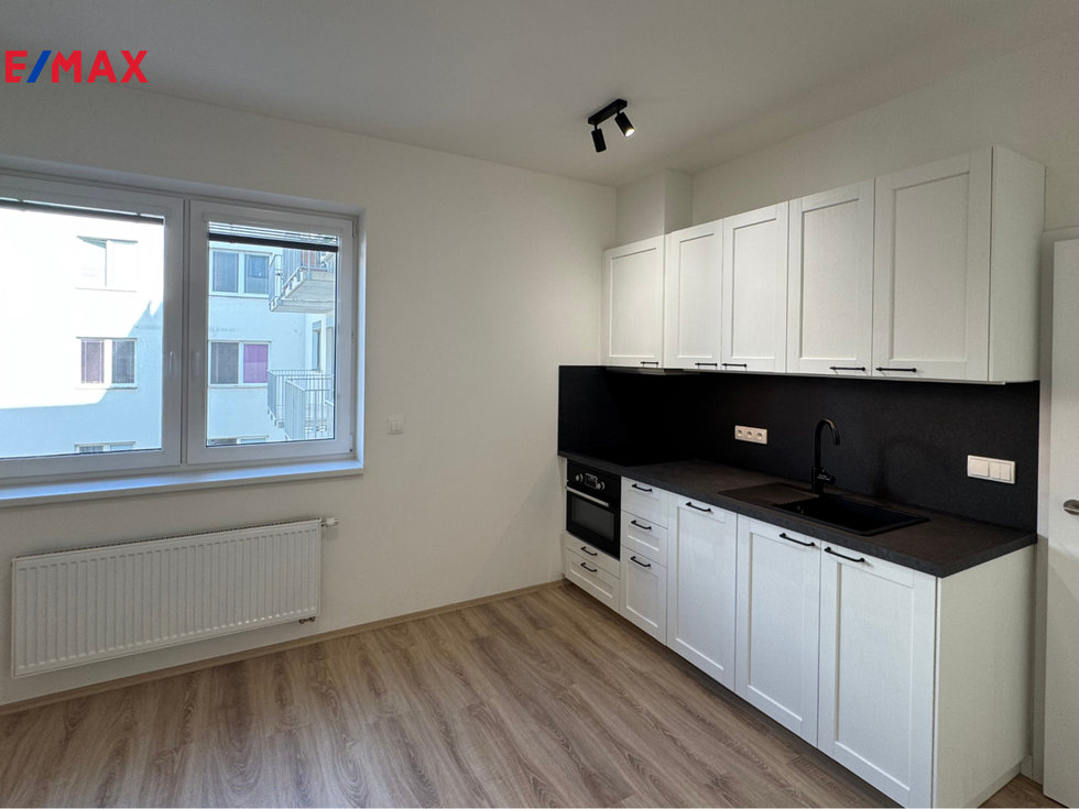 Pronájem bytu 1+kk, garsoniery 25 m², Brno