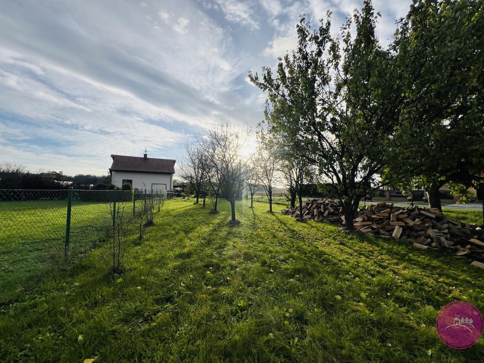 Prodej stavební parcely 457 m², Střeň