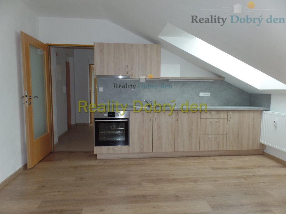 Pronájem bytu 2+kk 45 m², Opava