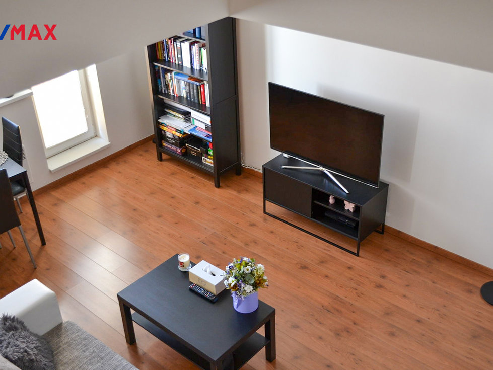 Pronájem bytu 2+kk 49 m², Praha