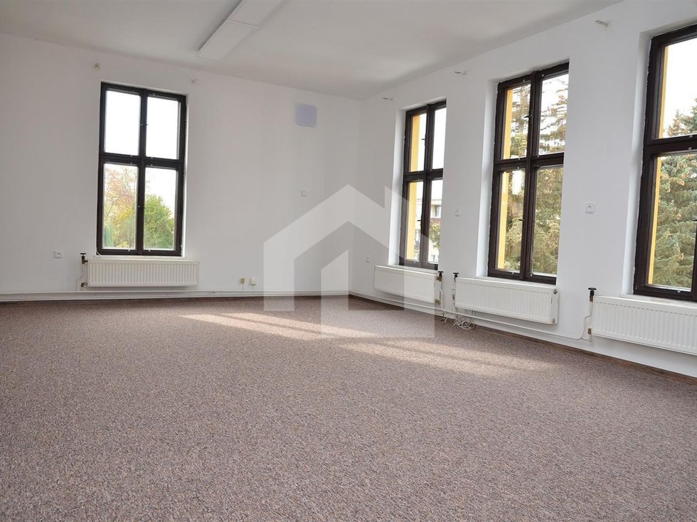 Pronájem kanceláře 120 m², České Budějovice