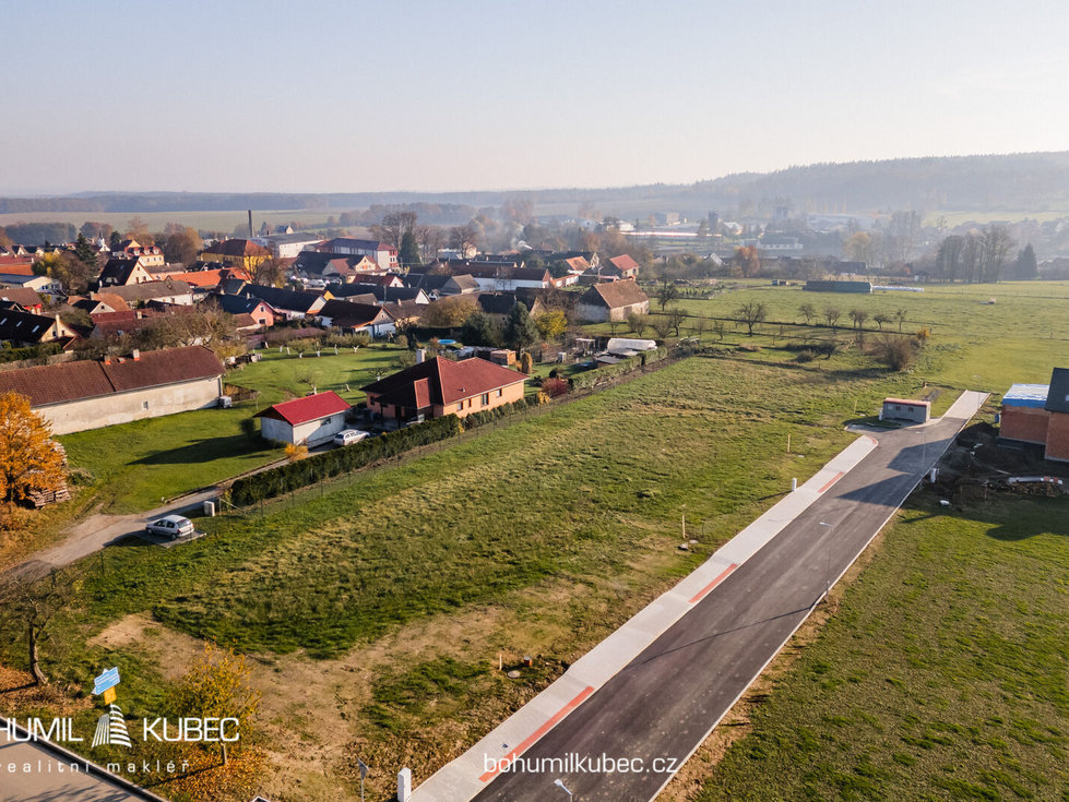Prodej stavební parcely 936 m², Želeč