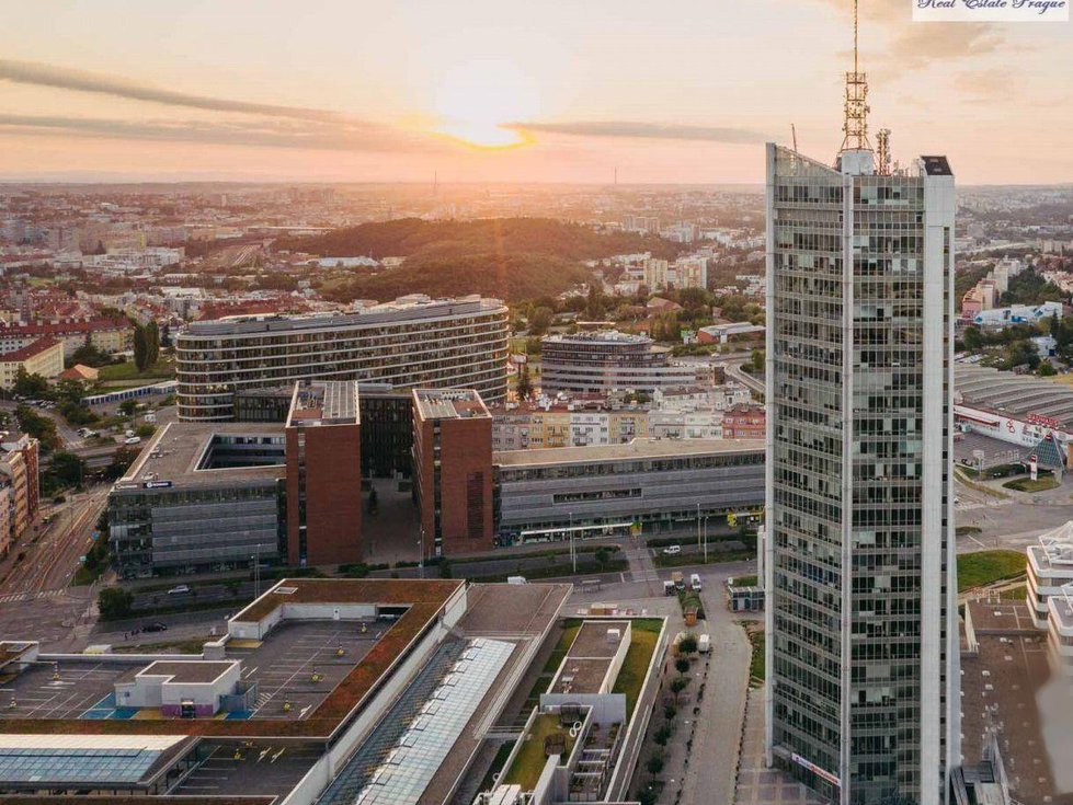 Pronájem kanceláře 34 m², Praha