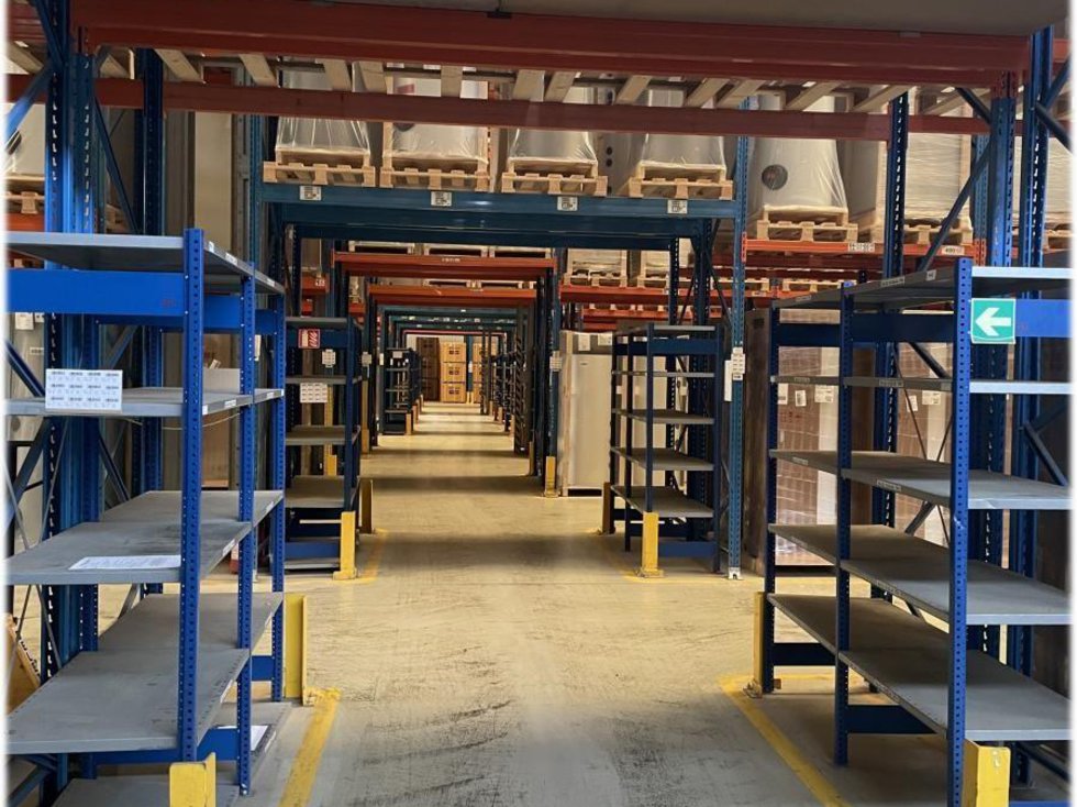Pronájem skladu 500 m², Podhradí