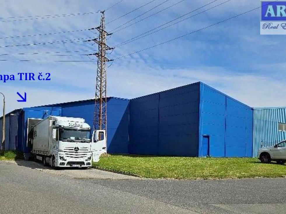 Pronájem skladu 2098 m², Hořovice