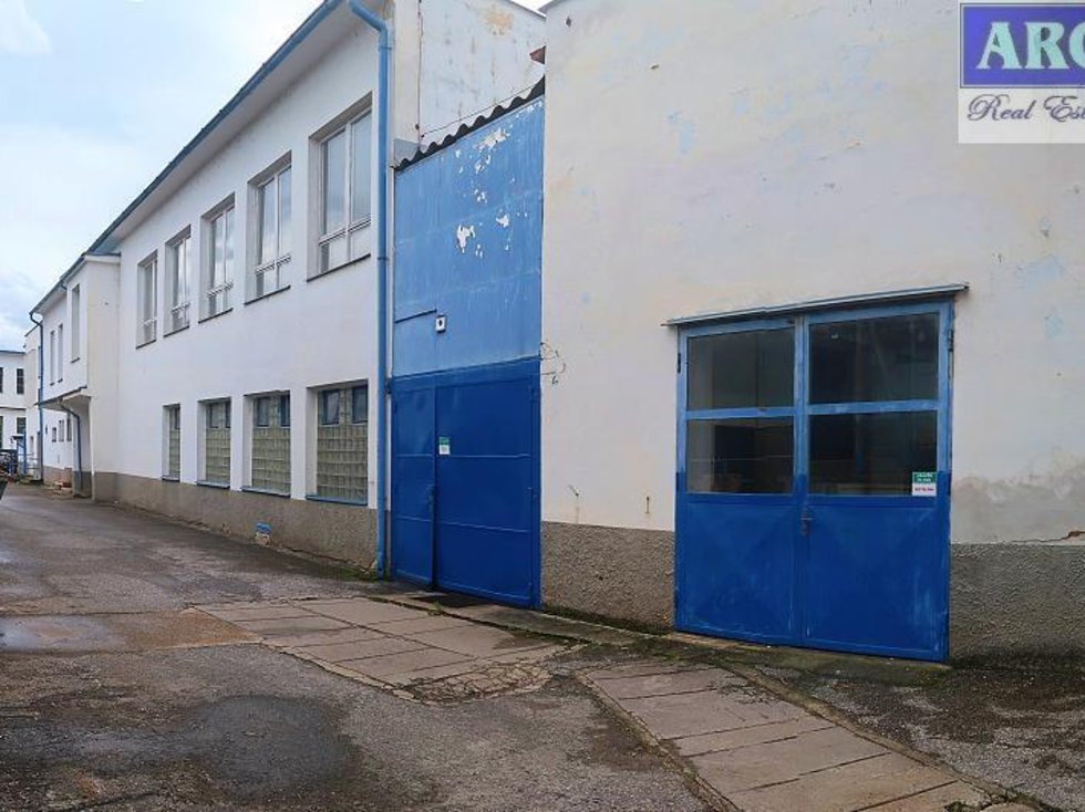 Pronájem výrobního objektu 200 m², Beroun