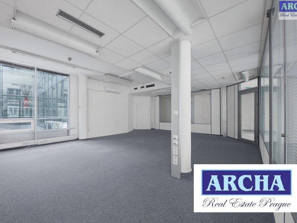 Pronájem kanceláře 46 m², Praha