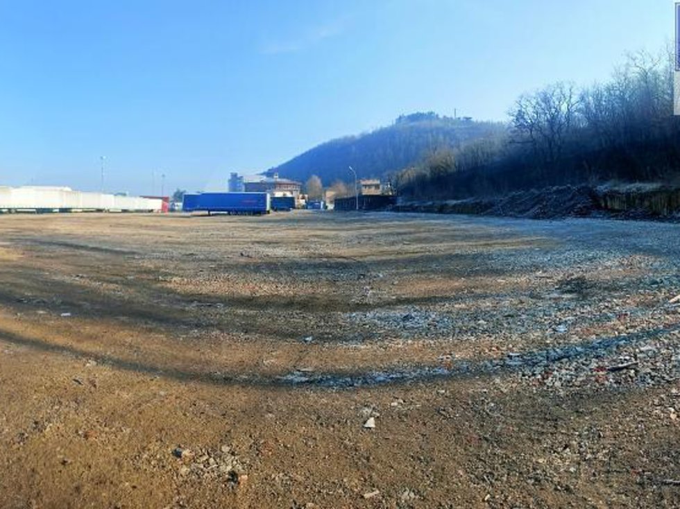 Pronájem komerčního pozemku 6000 m², Králův Dvůr