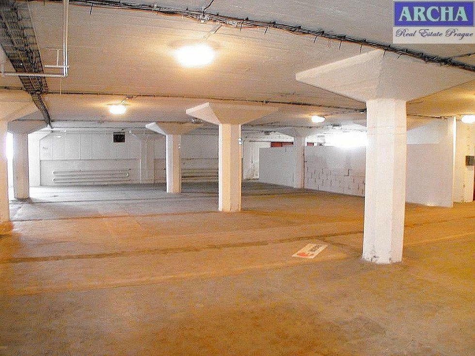 Pronájem skladu 200 m², Praha