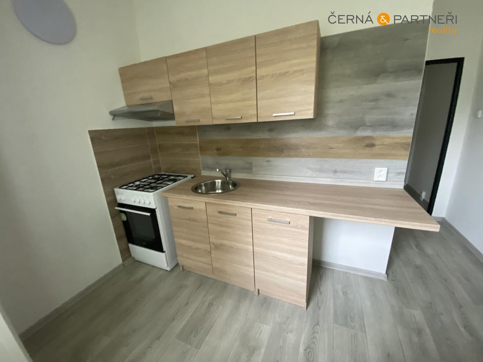 Pronájem bytu 1+1 37 m², Hroznětín