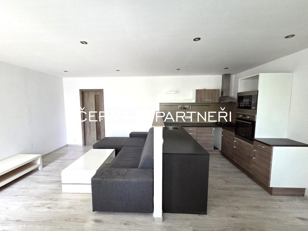Prodej bytu 3+1 70 m², Teplice