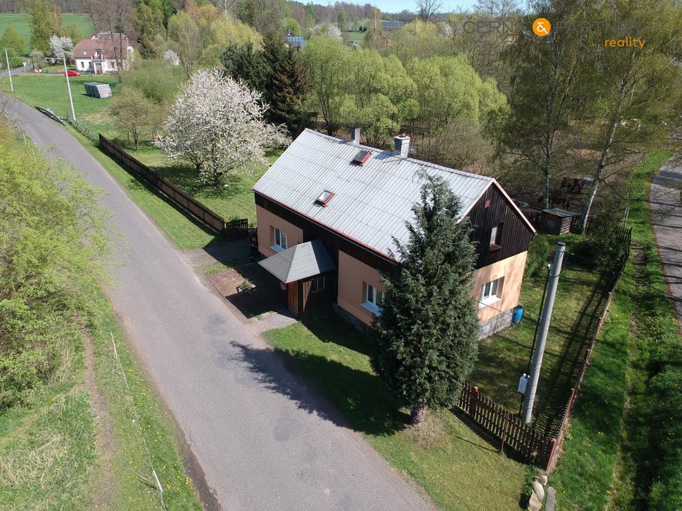 Prodej rodinného domu 240 m², Šluknov