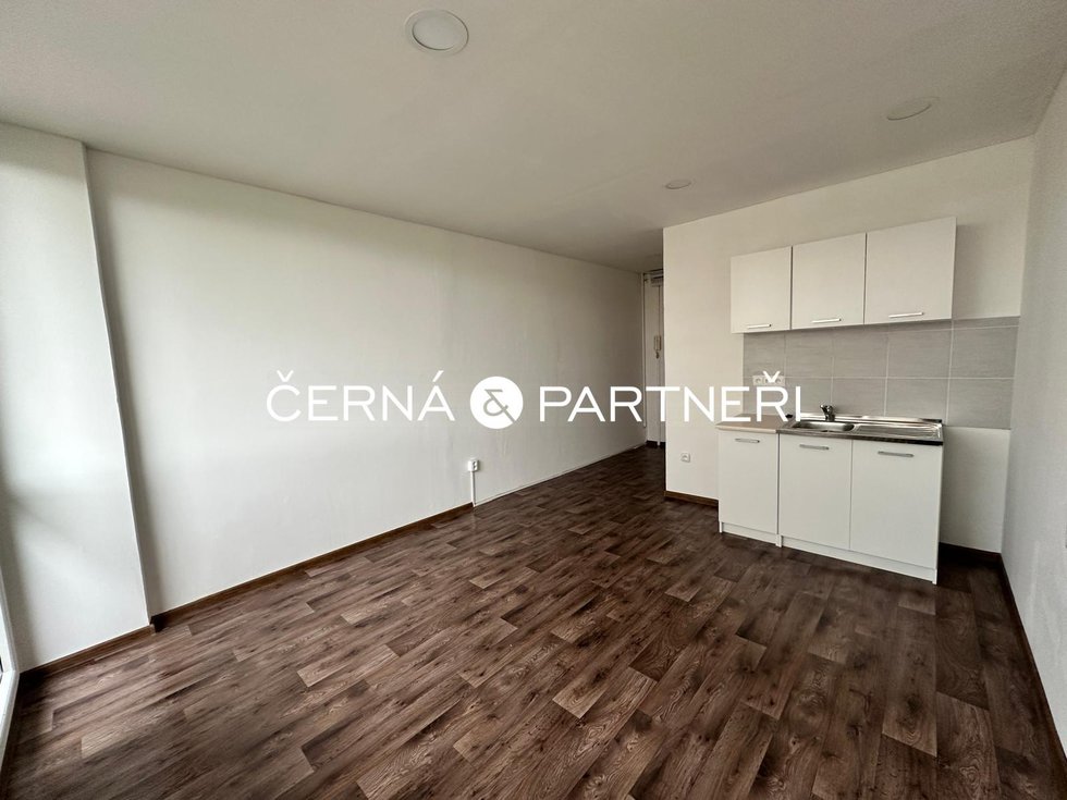 Prodej bytu 1+kk, garsoniery 21 m², Most