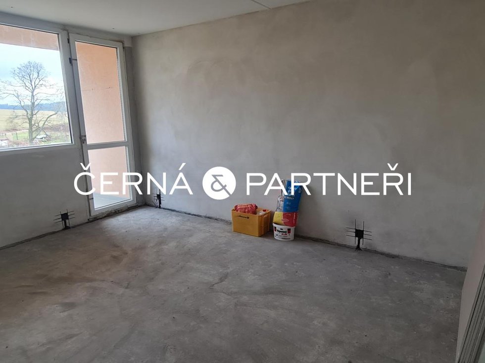 Prodej bytu 4+1 67 m², Rovná
