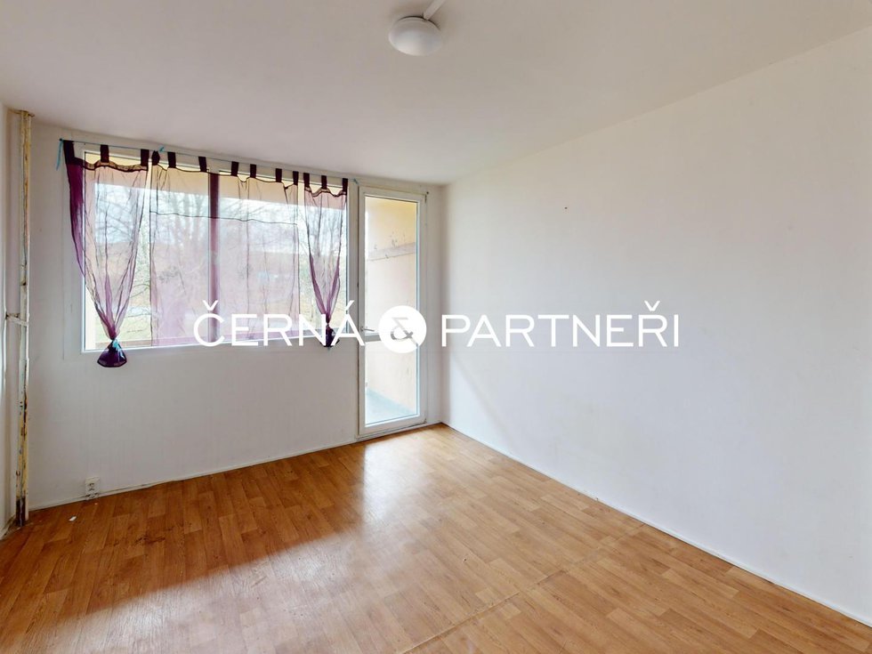 Prodej bytu 3+1 63 m², Rovná