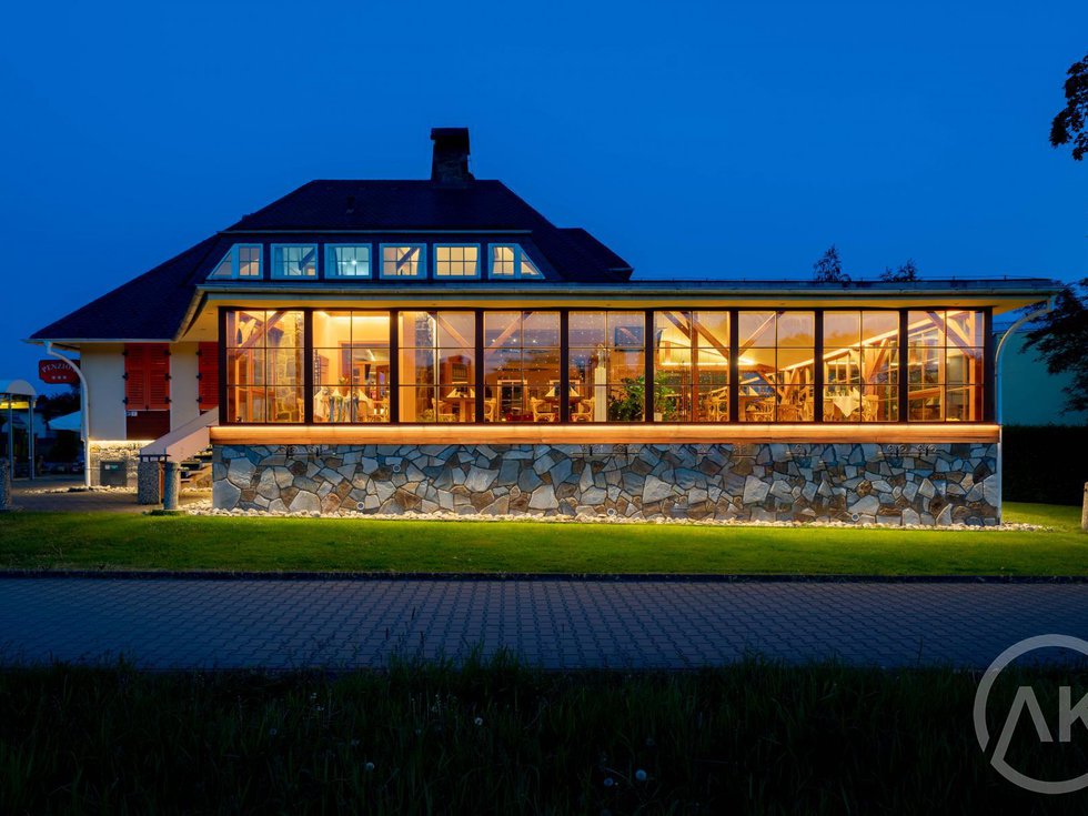 Prodej restaurace 550 m², Hlučín