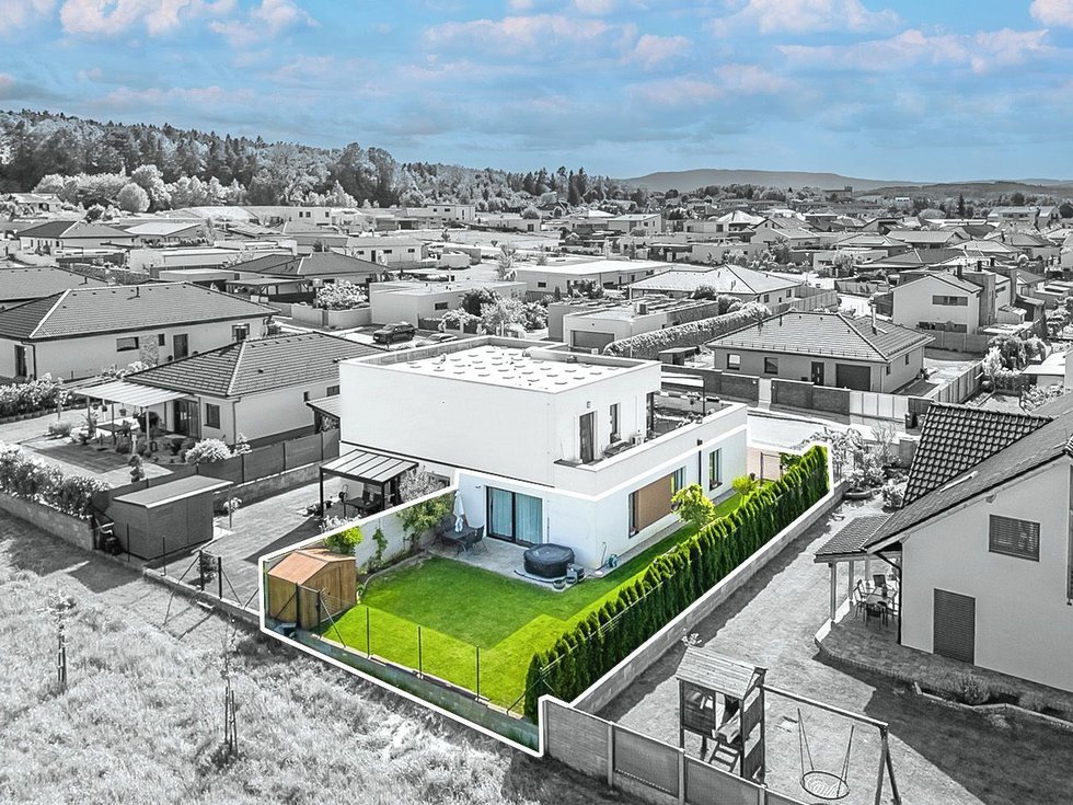 Prodej bytu 3+kk 84 m², Včelná