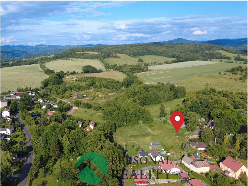 Prodej stavební parcely 1313 m², Sadov