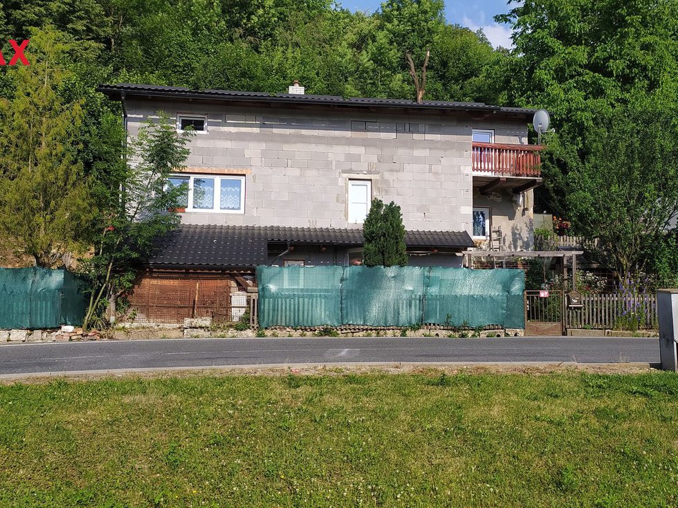 Prodej rodinného domu 200 m², Lesnice