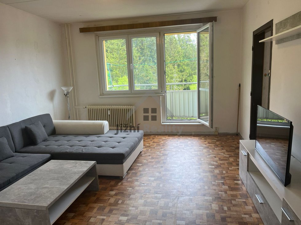 Prodej bytu 3+1 72 m², Loučovice