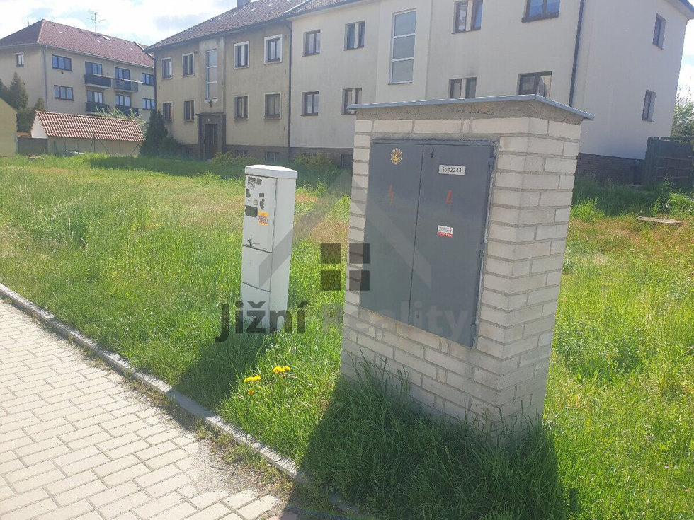 Prodej stavební parcely 768 m², Veselí nad Lužnicí