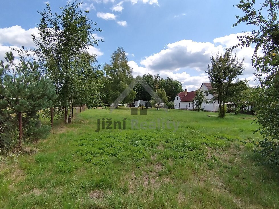 Prodej stavební parcely 886 m², Jílovice