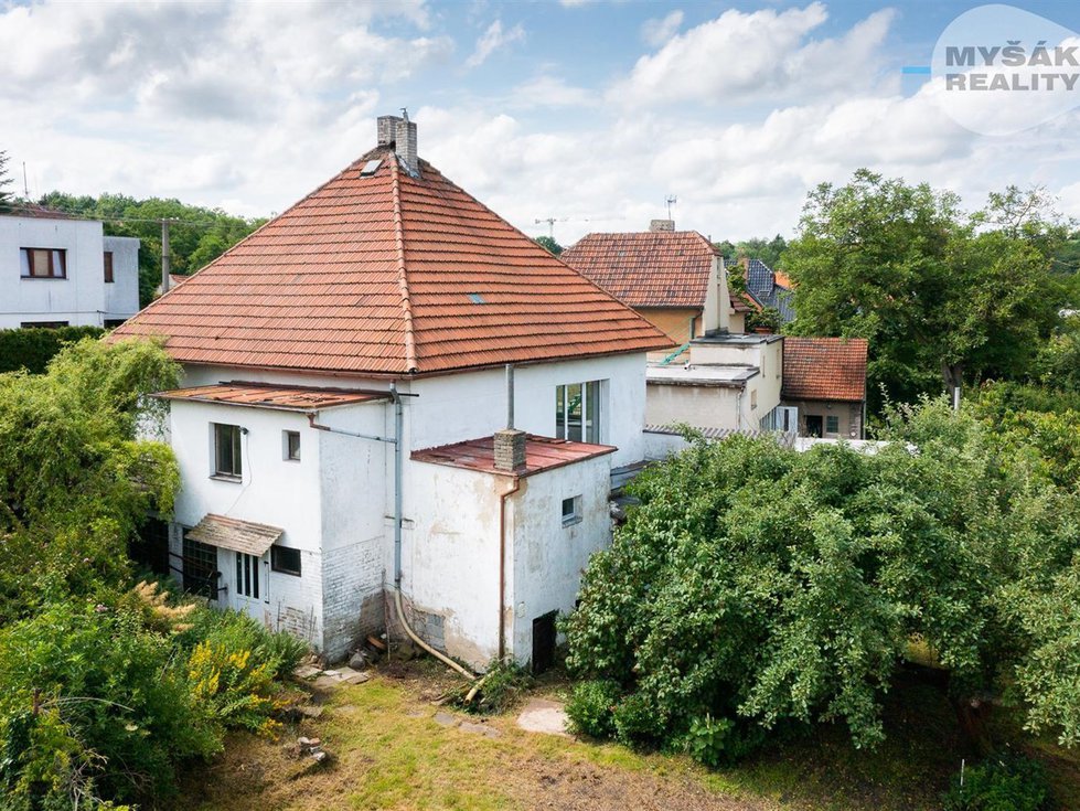 Prodej rodinného domu 290 m², Tuchoměřice