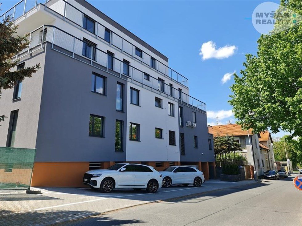 Prodej bytu 2+kk 74 m², Kladno