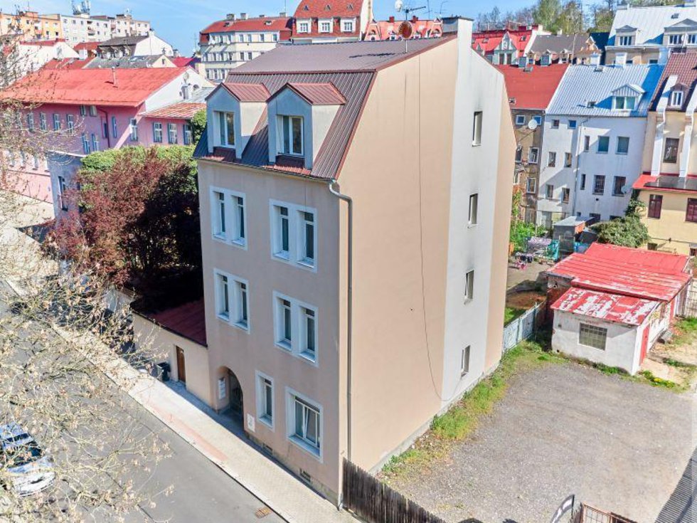 Prodej činžovního domu 330 m², Karlovy Vary