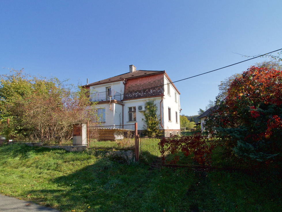 Prodej rodinného domu 139 m², Břasy