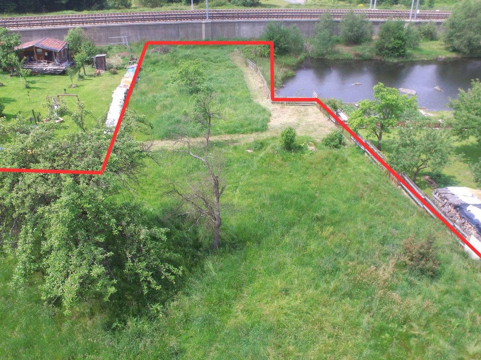 Prodej stavební parcely 1816 m², Olšany