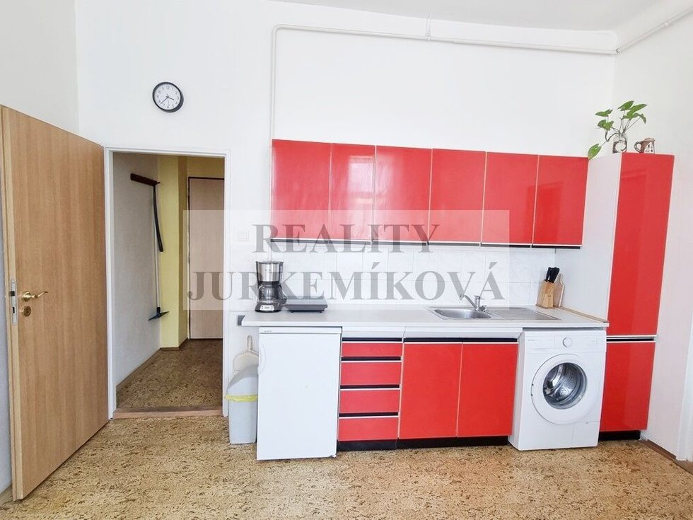 Pronájem bytu 1+1 50 m², České Budějovice