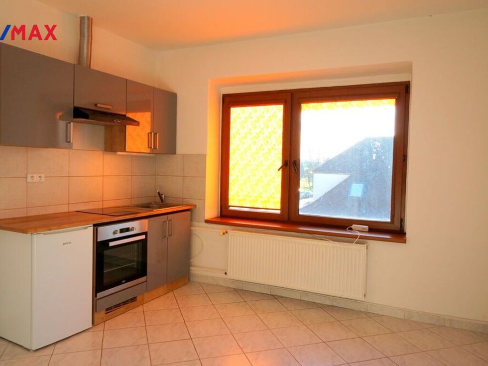 Pronájem bytu 2+kk 37 m², Hradec Králové