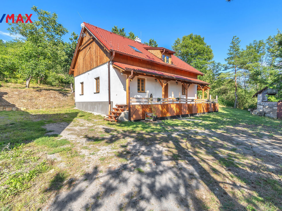 Prodej chalupy 163 m², Velenice